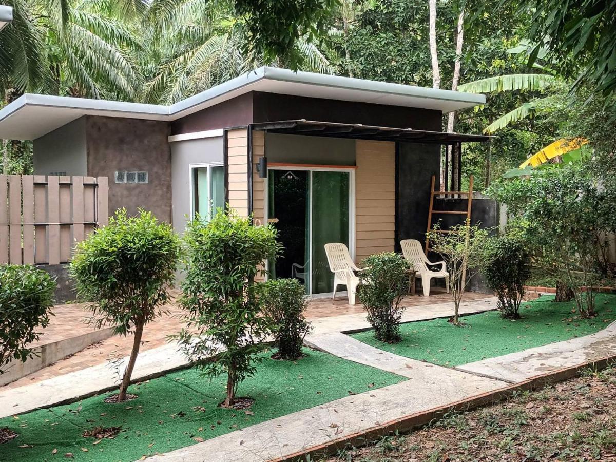 Baanphong Lanta Villa Ko Lanta Buitenkant foto